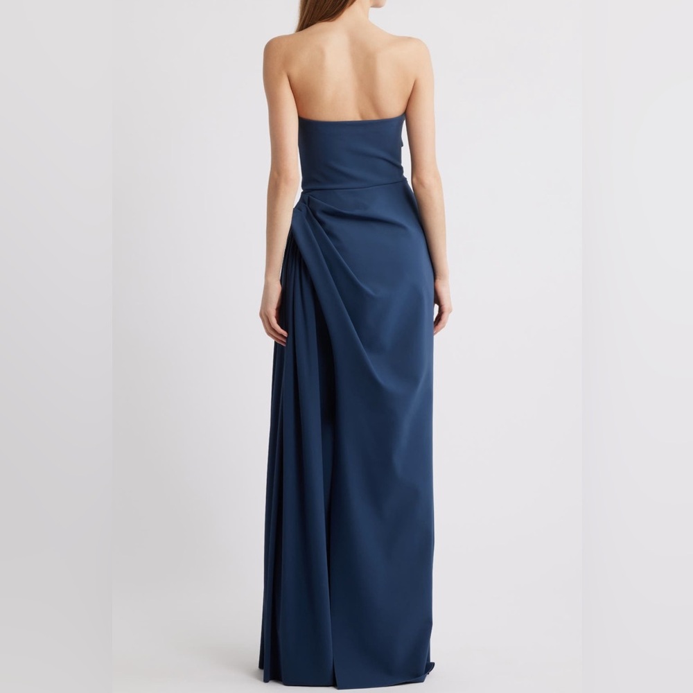Chiara Boni La Petite Robe Dotai Strapless Gown. Size 50
#266 - Picture 5 of 12